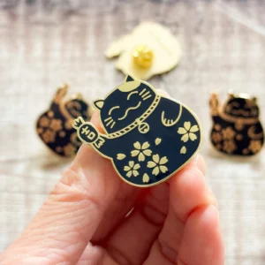 lucky-cat-enamel-pin